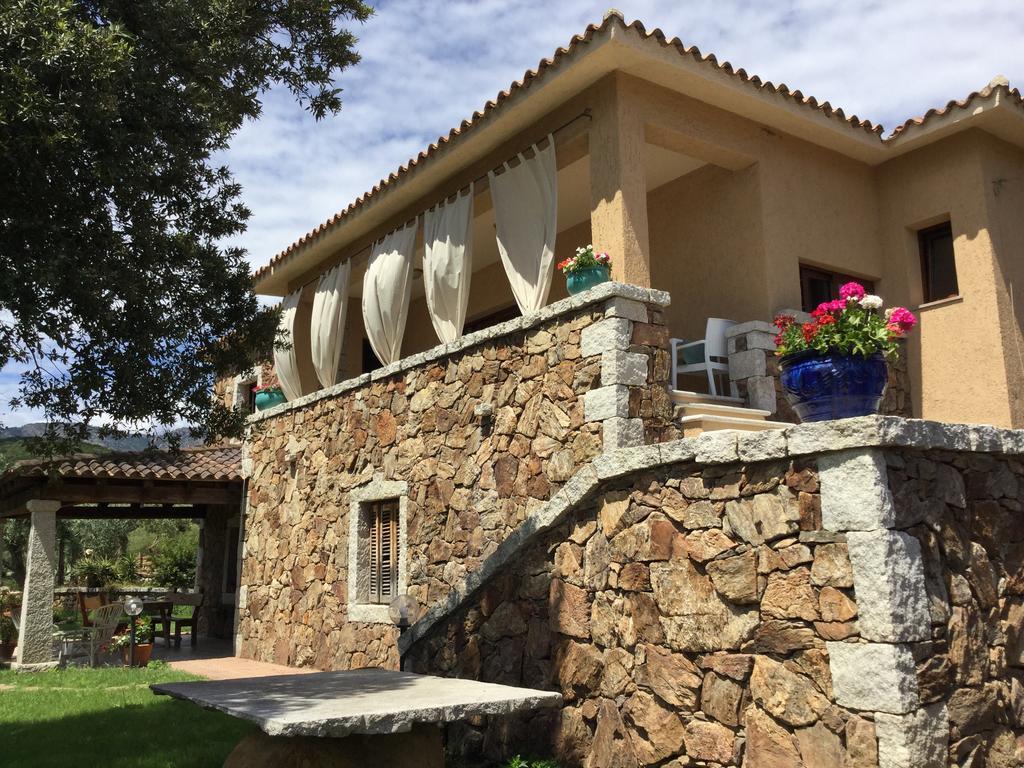 Bed and Breakfast Il Giardino Di Daniela Сан-Теодоро Екстер'єр фото