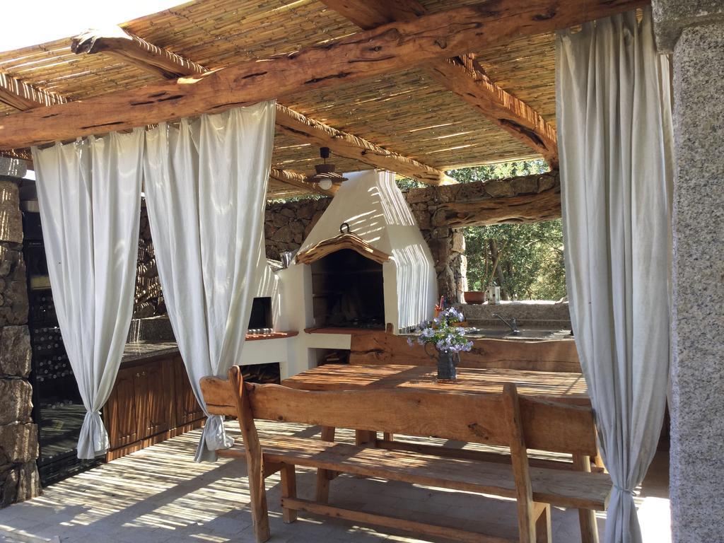 Bed and Breakfast Il Giardino Di Daniela Сан-Теодоро Екстер'єр фото